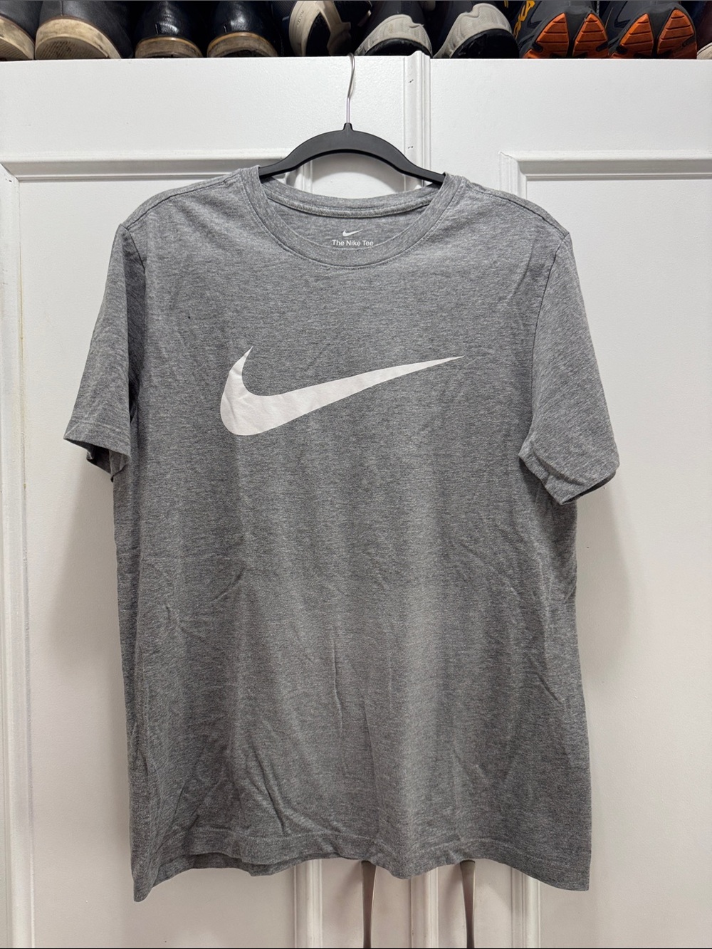 Nike Men's Grey Crew Neck T-Shirt with White Swoosh